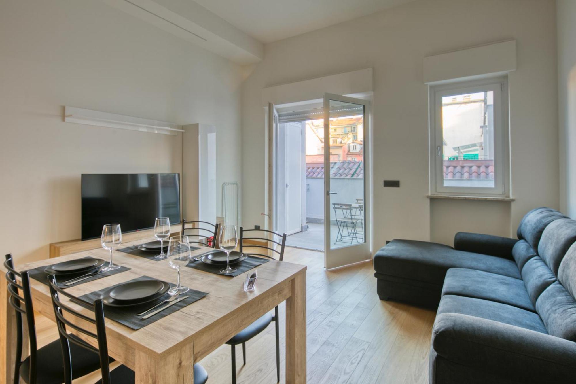 Centro Con Terrazzo Apartamento *